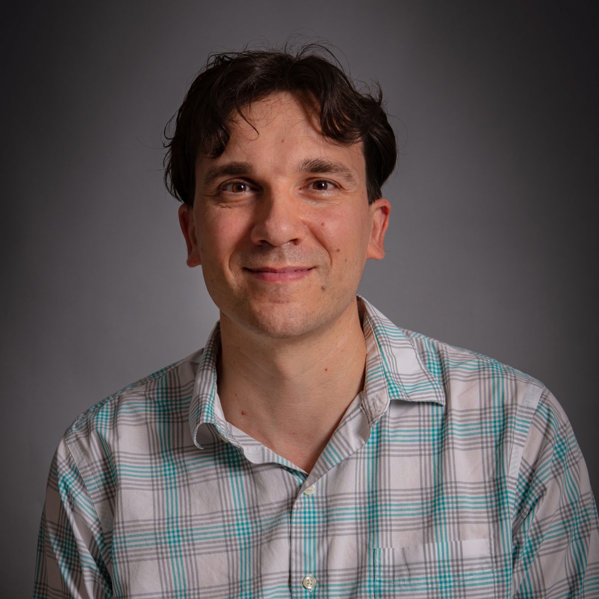 Headshot of Jeffrey Divino, PNB faculty.